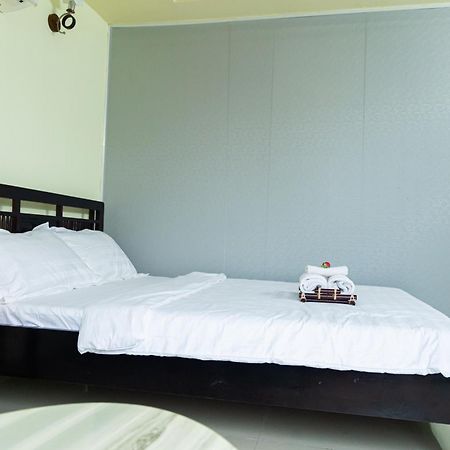 Golden Uc Chau House & Spa مدينة هوشي منه المظهر الخارجي الصورة